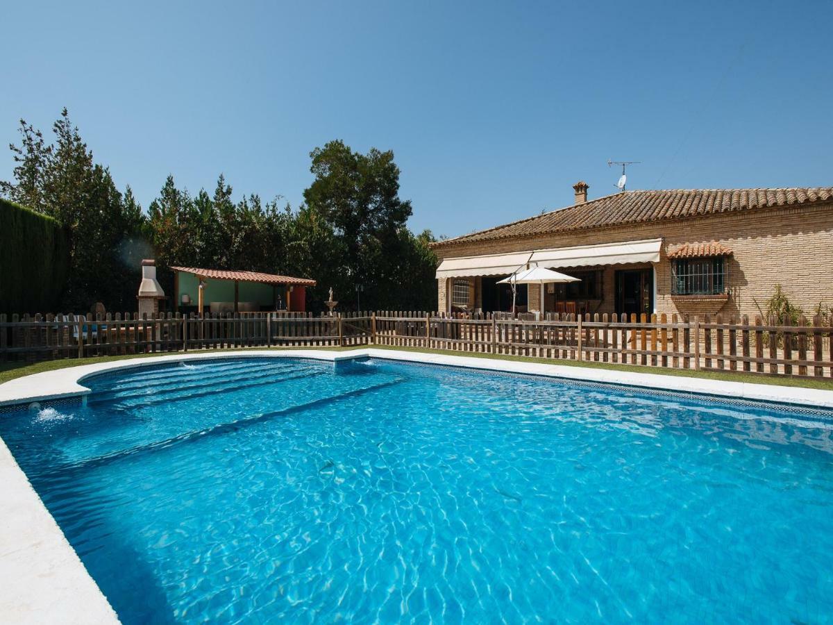 Divi Apartments Villa Reyes Mairena del Aljarafe Exterior photo
